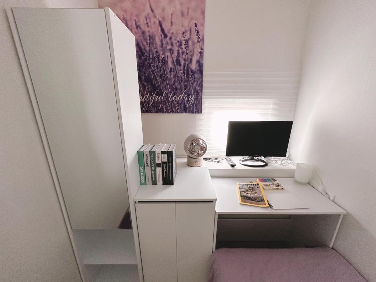 The Bay Cube House Female Only Hotel Guri Exterior photo